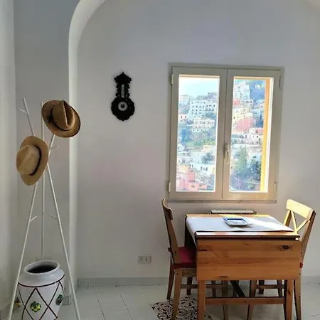 Elle, Just Few Steps From The Center! Apartamento *
